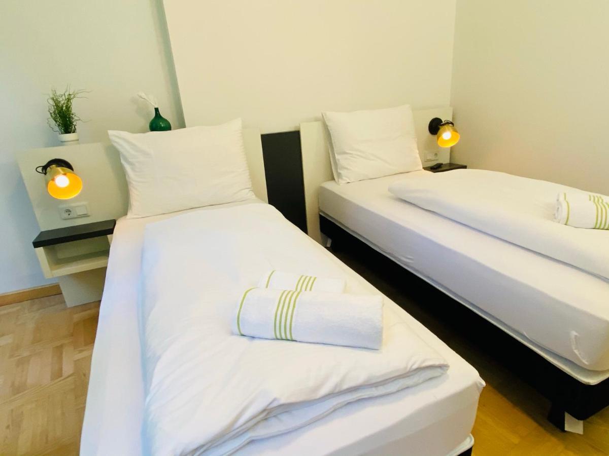 Bestprice Hotel Aachen Hauptbahnhof Bagian luar foto