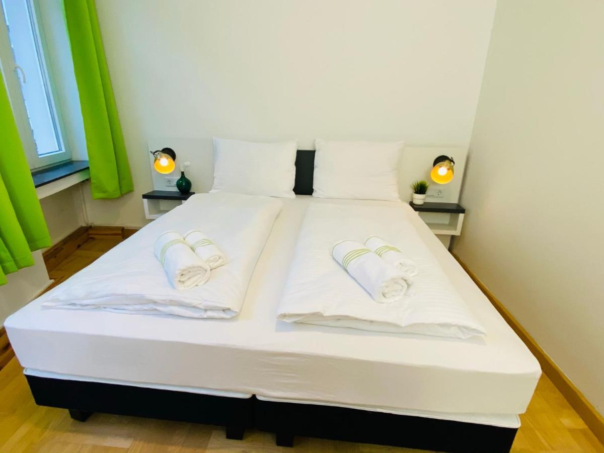 Bestprice Hotel Aachen Hauptbahnhof Bagian luar foto